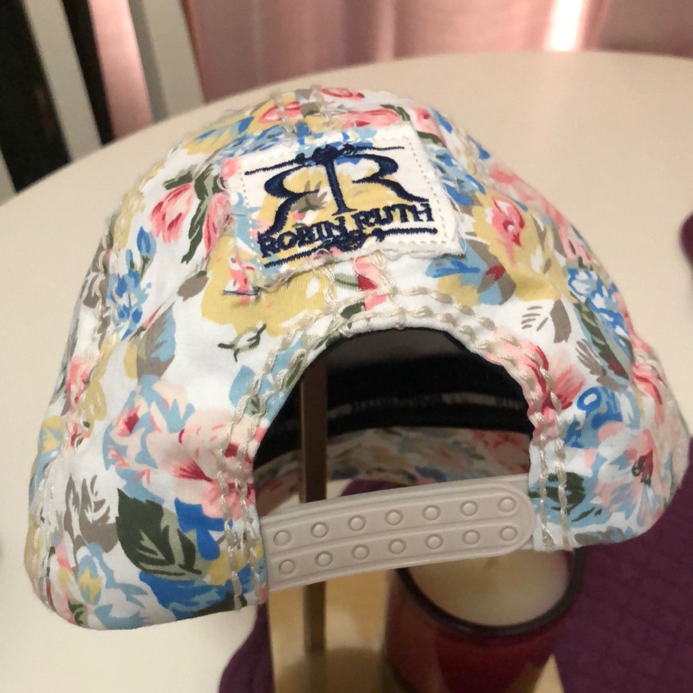 Robin Ruth Multicolor Floral New York Cap - Picture 4 of 4